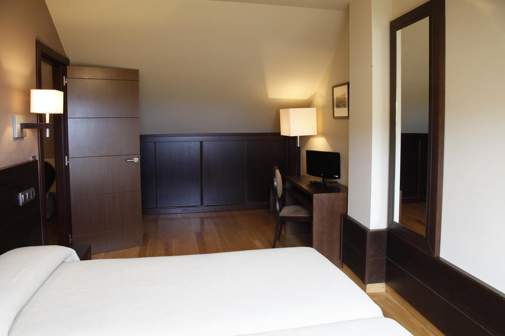 לוארקה Hotel Baltico חדר תמונה